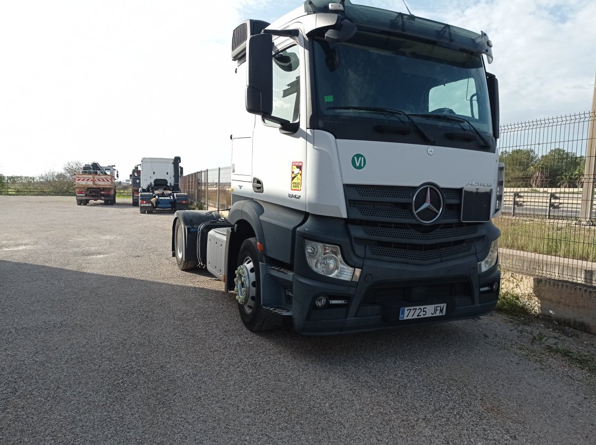 Mercedes-Benz ACTROS 1840