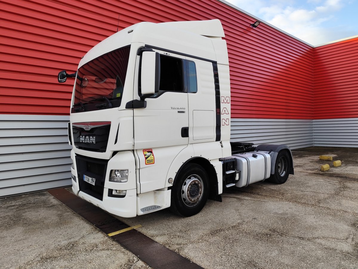 MAN TGX